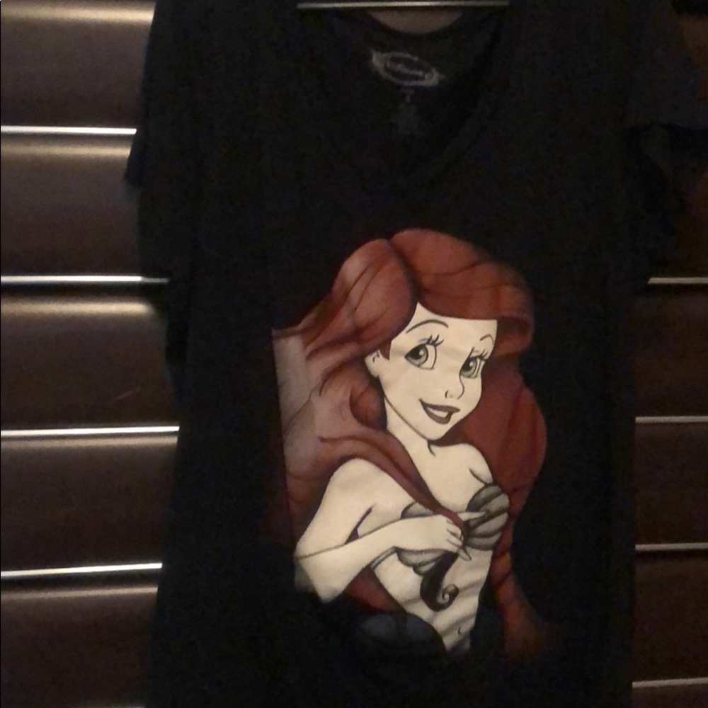 Ariel tee